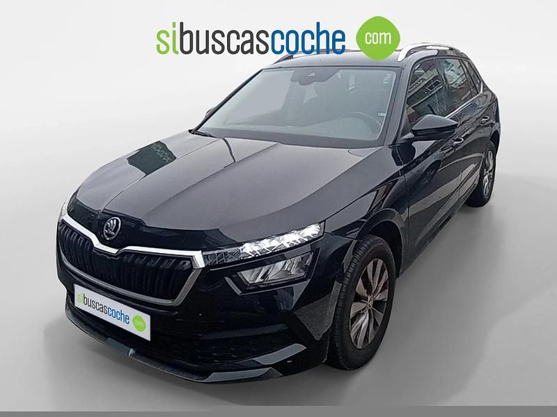 Usado Skoda Kamiq Ambition 110 CV (80 kW) 2021 Negro SUV