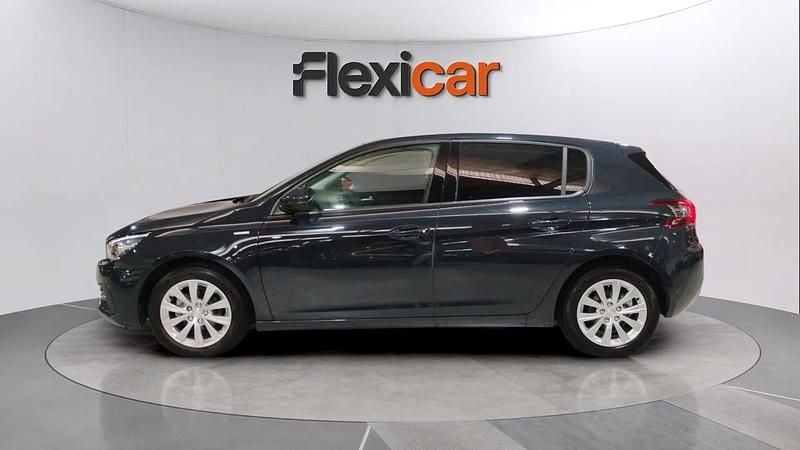 Usado Peugeot 308 Style 110 CV (80 kW) 2020 Negro Berlina