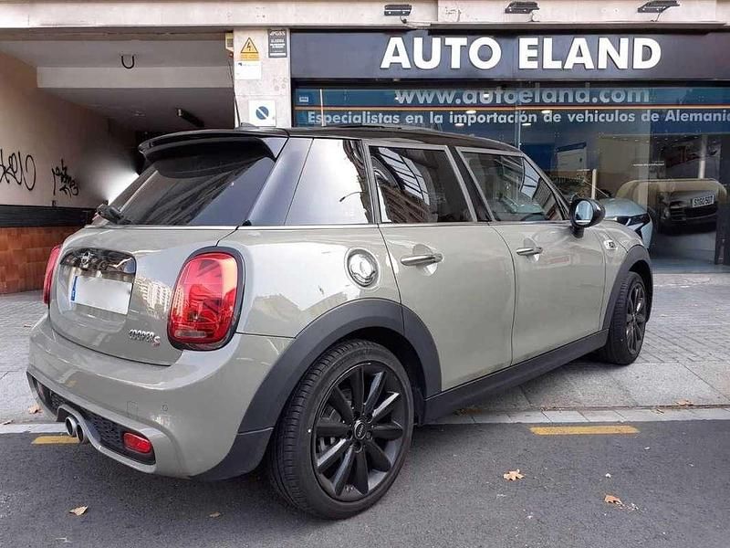 Usado Mini Cooper S 192 CV (141 kW) 2018 Gris Utilitario