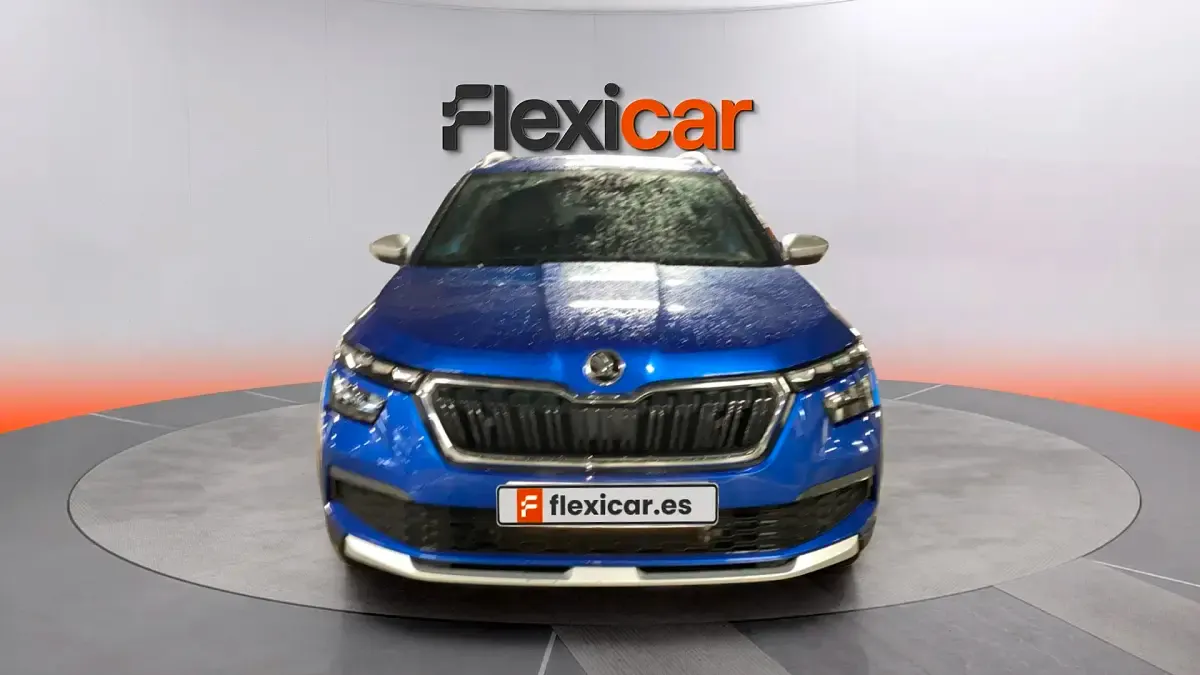 Usado Skoda Kamiq 150 CV (110 kW) 2022 Azul SUV