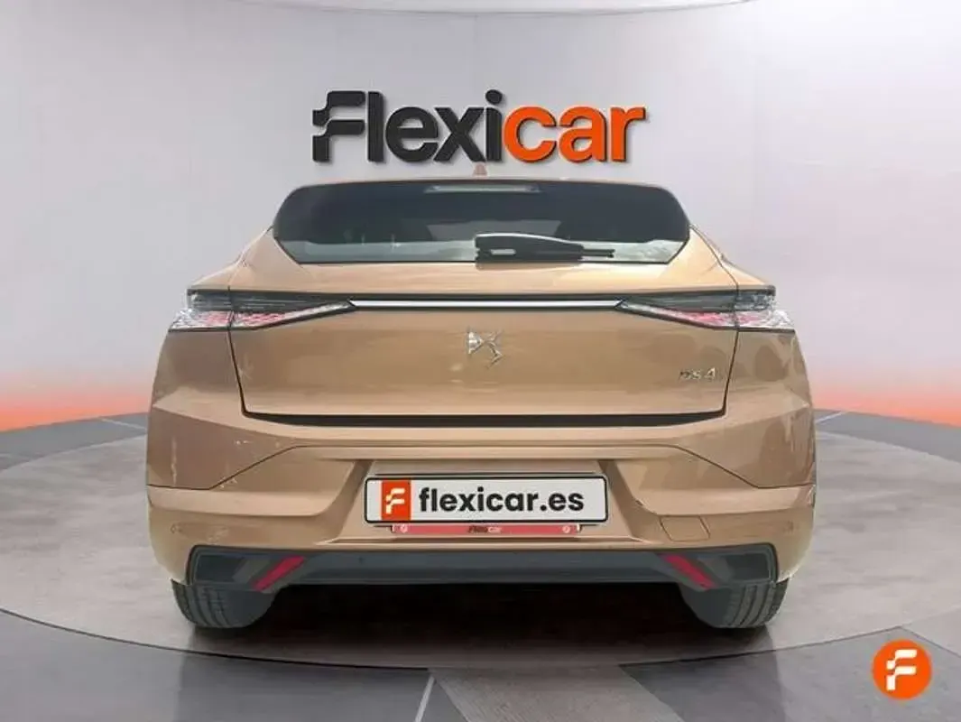 Usado DS Automobiles DS4 Bastille Plus 131 CV (96 kW) 2022 Beige SUV