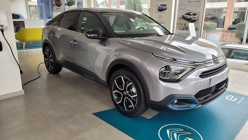 Usado Citroën e-C4 Shine 100 kW (136 CV) 2023 Gris
