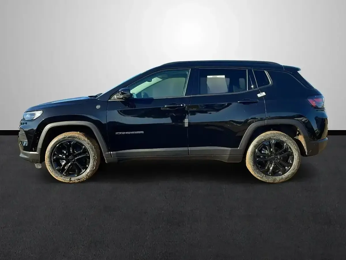 Nuevo Jeep Compass North 131 CV (96 kW) 2025 Negro SUV
