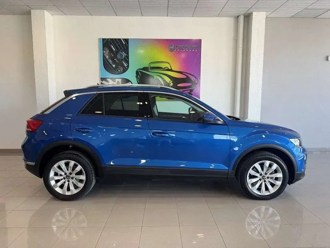 Usado VW T-Roc Advance 150 CV (110 kW) 2021 Azul SUV