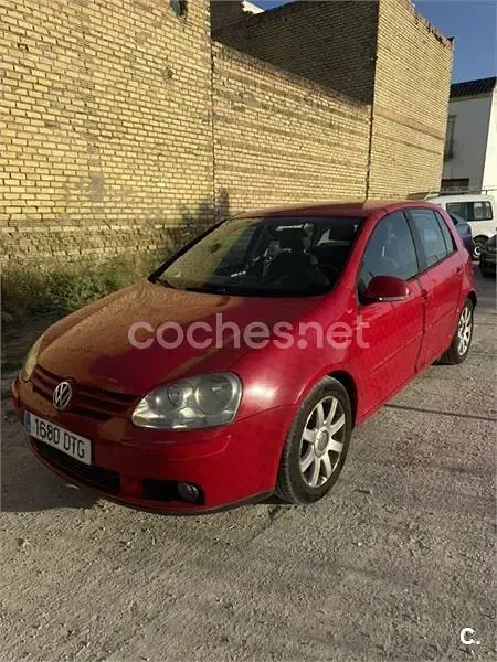 Usado VW Golf IV Highline 105 CV (77 kW) 2006 Rojo Berlina