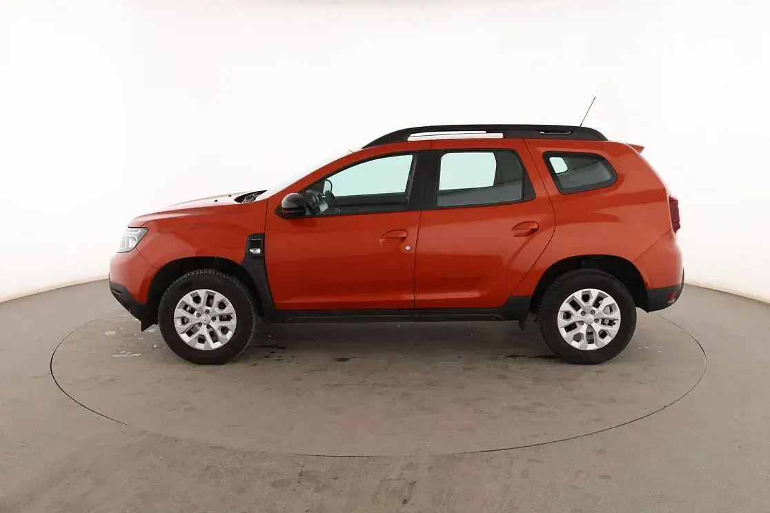 Usado Dacia Duster Comfort 116 CV (85 kW) 2022 Naranja SUV