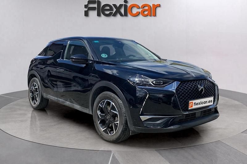 Negro Usado 2019 DS Automobiles DS3 Crossback Be Chic SUV | 13.890 € (Buen precio) - Imagen 1/4