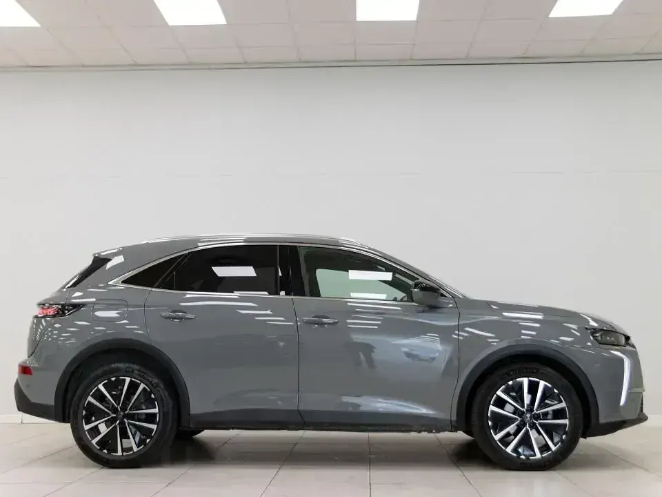 Usado DS Automobiles DS4 Rivoli 130 CV (95 kW) 2023 Gris SUV