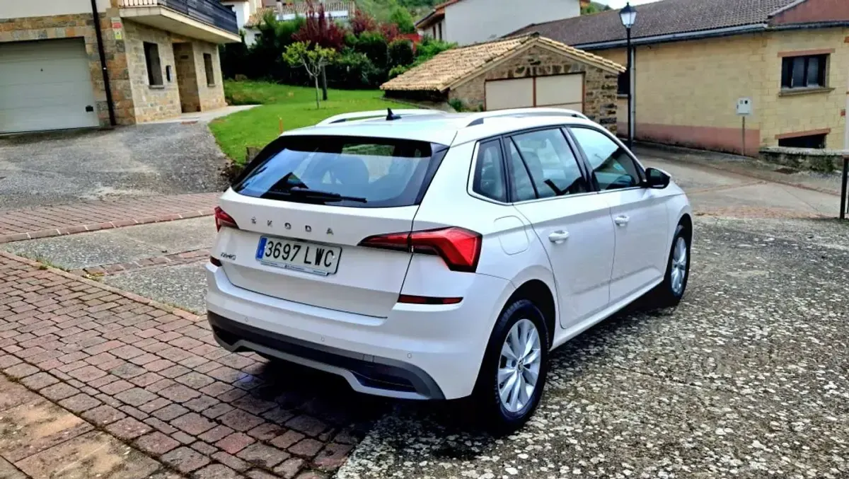 Occasion Skoda Kamiq Ambition 110 PK (80 kW) 2022 Wit SUV