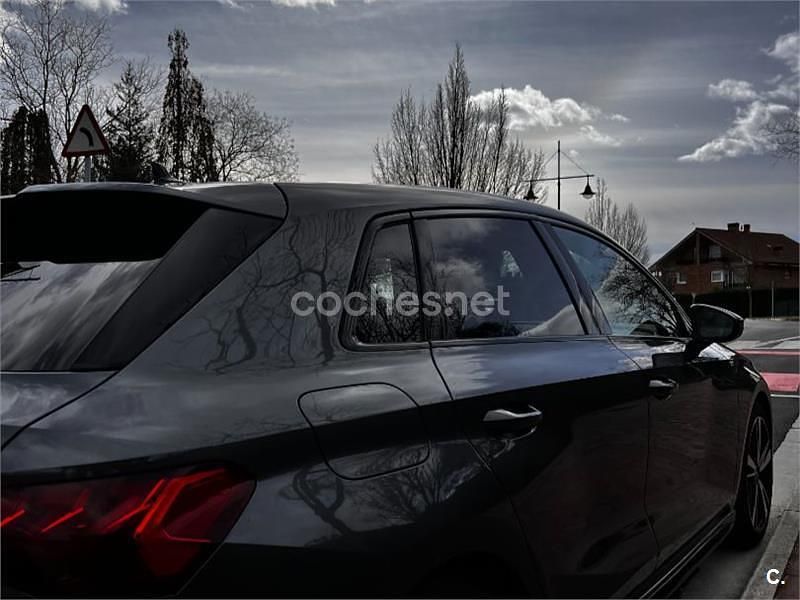 Usado Audi A3 150 CV (110 kW) 2021 Gris / plata Berlina