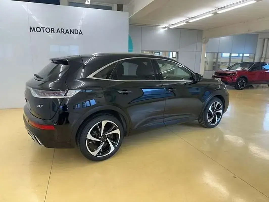 Usado DS Automobiles DS7 Crossback Grand Chic 179 CV (131 kW) 2019 Negro SUV
