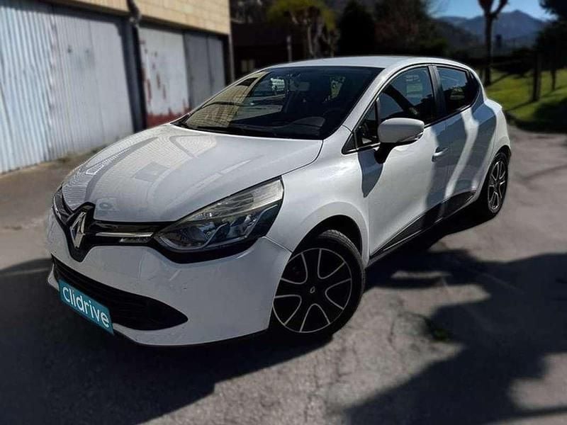 Usado Renault Clio IV Expression 75 CV (55 kW) 2013 Blanco Utilitario