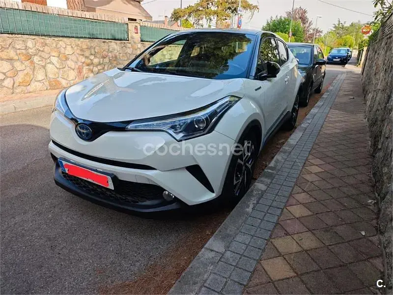 Usado Toyota C-HR Advance 122 CV (89 kW) 2018 Blanco SUV