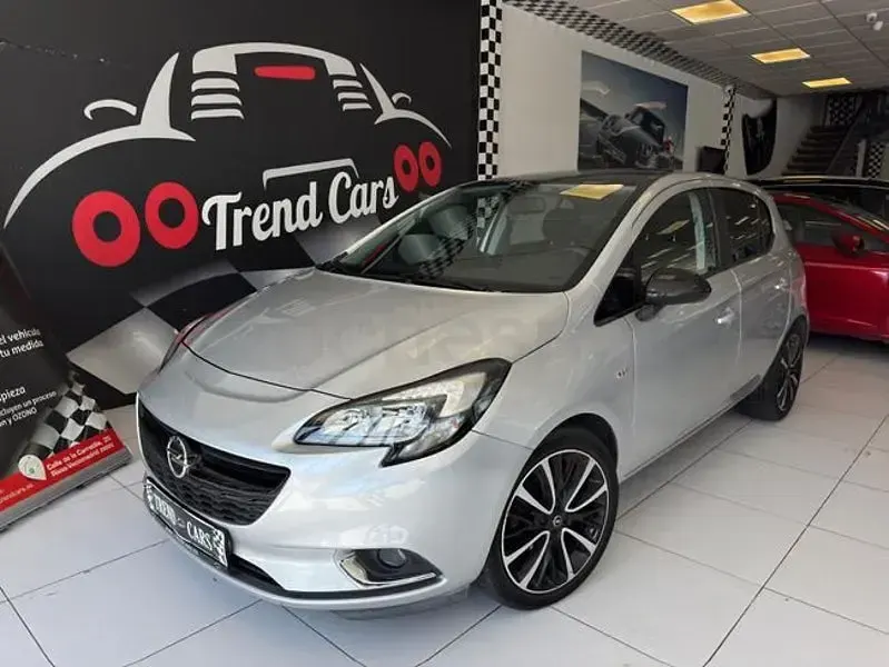 Usado Opel Corsa Selective 90 CV (66 kW) 2019 Gris / plata Utilitario