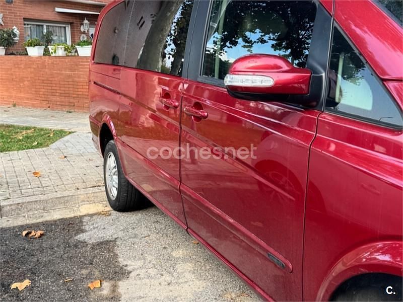 Usado Mercedes Viano 150 CV (110 kW) 2007 Granate Monovolumen