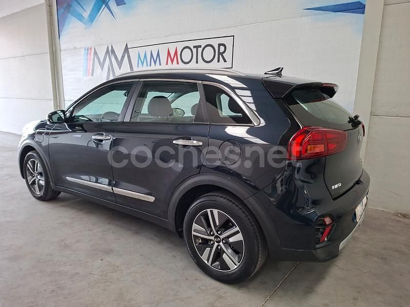 Usado Kia Niro 141 CV (103 kW) 2021 Azul SUV