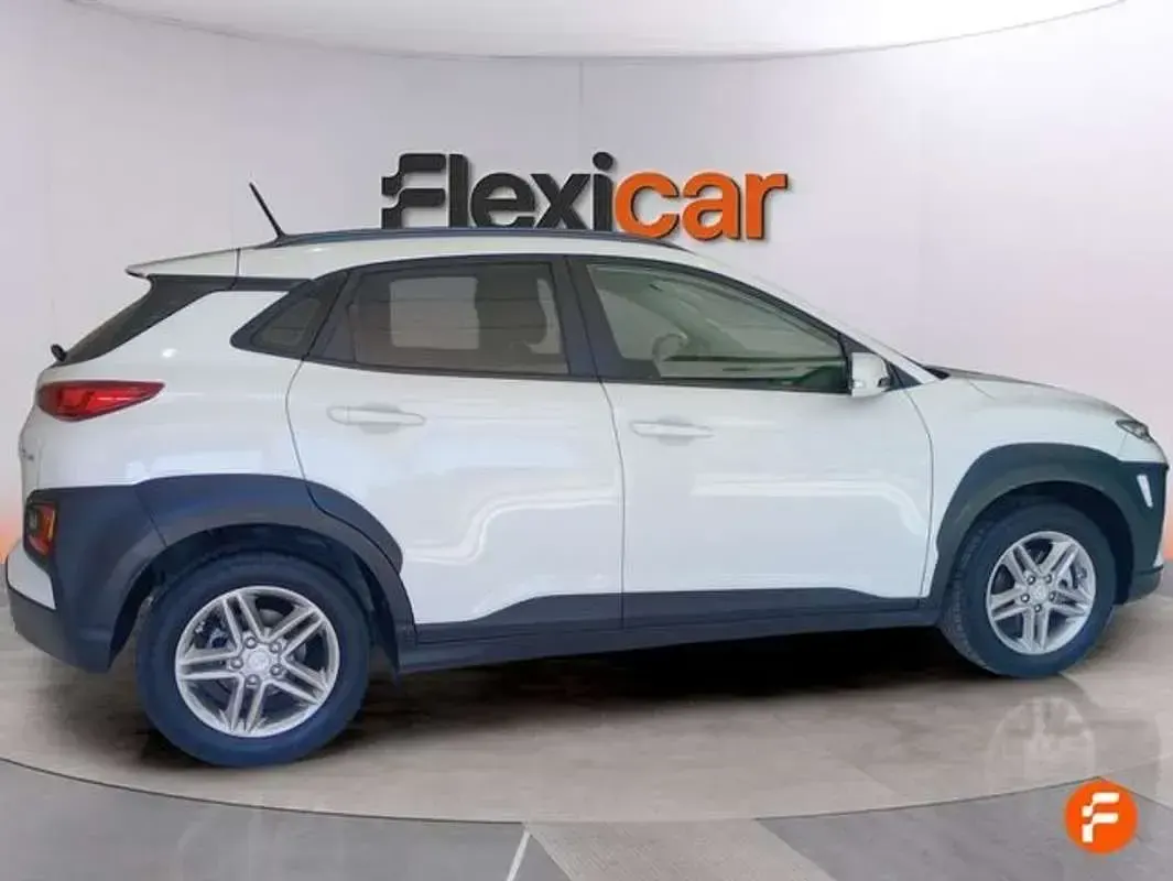 Usado Hyundai Kona 120 CV (88 kW) 2018 Blanco SUV