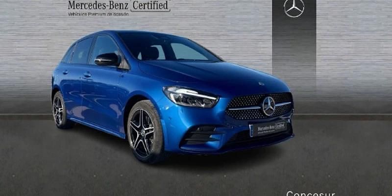 Usado Mercedes B250e 218 CV (160 kW) 2025 Azul Monovolumen