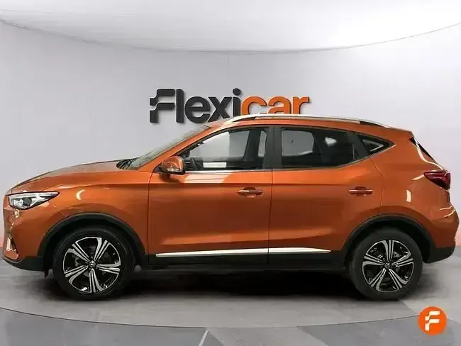 Usado MG ZS Comfort 106 HP (77 kW) 2025 Laranja SUV