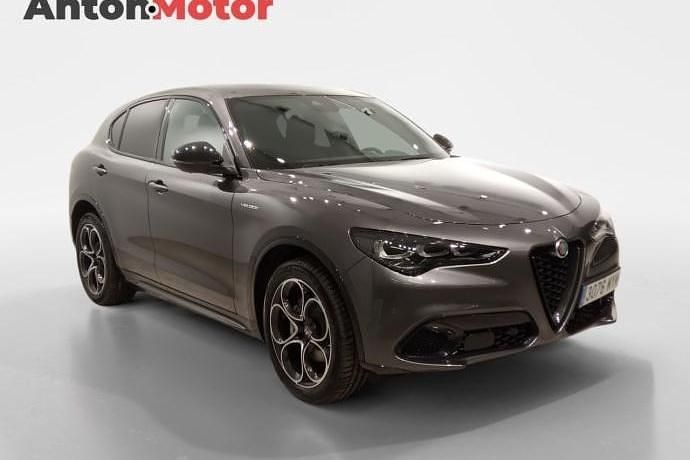 Usado Alfa Romeo Stelvio Veloce 209 CV (153 kW) 2025 SUV