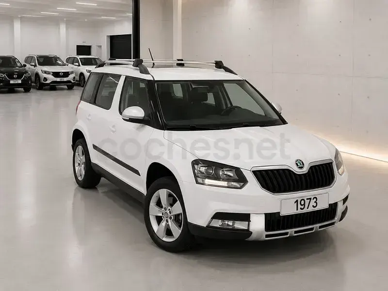 Usado Skoda Yeti Ambition 105 CV (77 kW) 2014 Blanco SUV