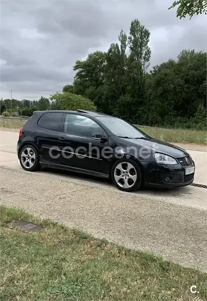 Usado VW Golf V GTI 200 CV (147 kW) 2007 Negro Berlina