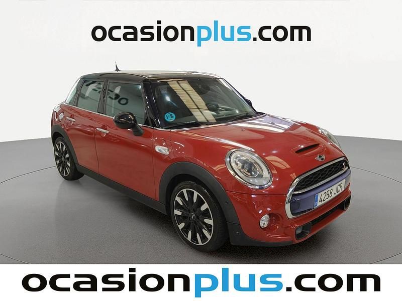 Usado Mini Cooper SD 170 CV (125 kW) 2015 Rojo Utilitario