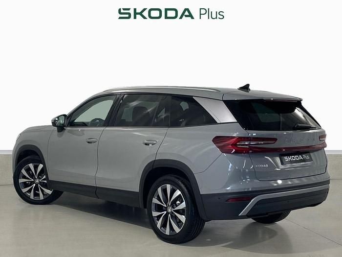 Usado Skoda Kodiaq Selection 150 CV (110 kW) 2024 Gris SUV