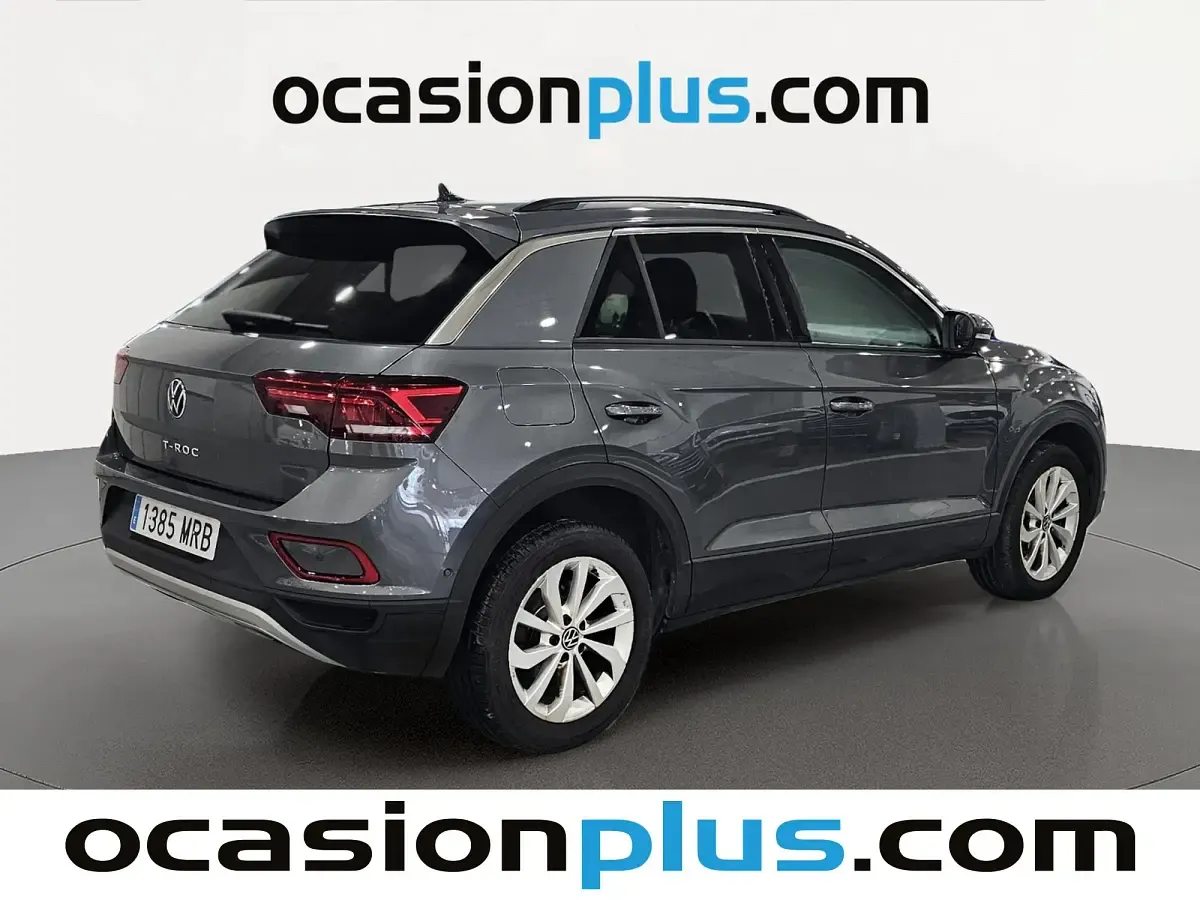 Usado VW T-Roc Life 116 CV (85 kW) 2024 Gris SUV