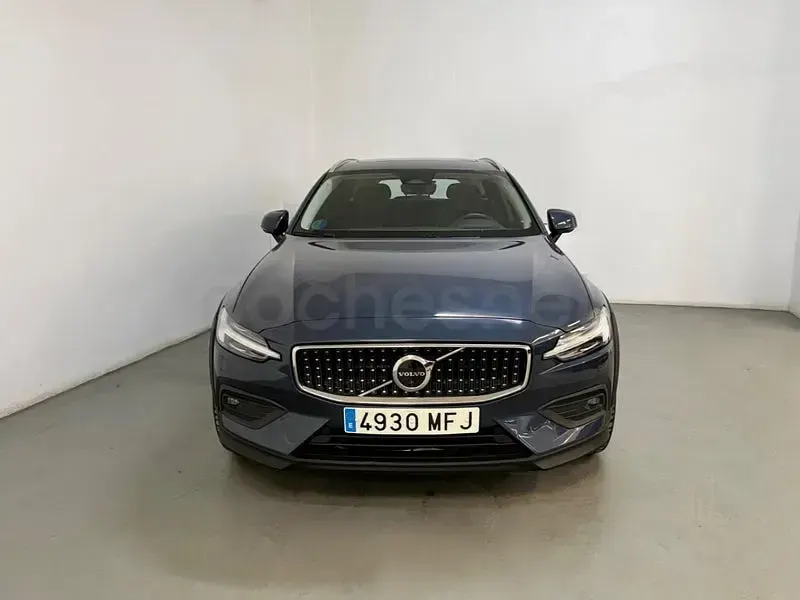 Usado Volvo V60 CC Ultimate 197 CV (144 kW) 2023 Azul Familiar