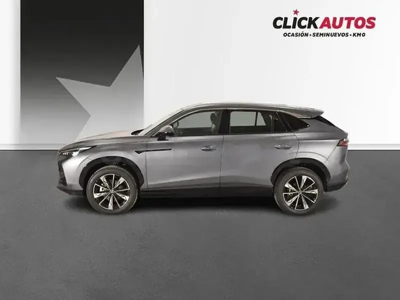 Usado MG HS Luxury 170 CV (125 kW) 2025 Gris / plata SUV