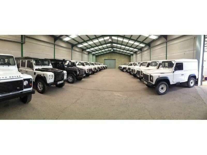 Usado Land Rover Defender SE 122 CV (89 kW) 2014 Blanco SUV
