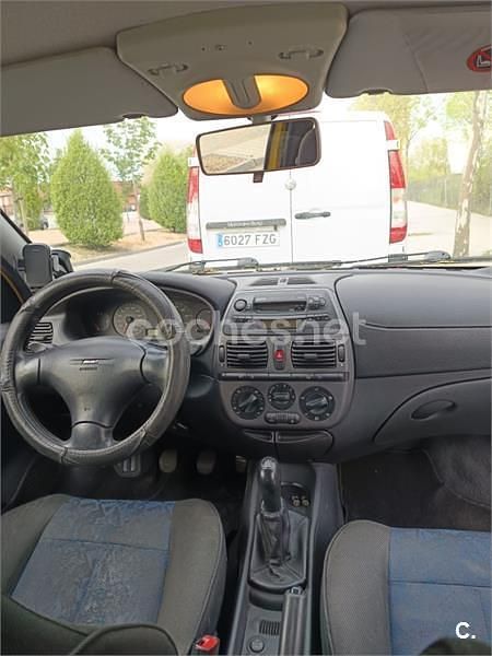 Usado Fiat Bravo 103 CV (75 kW) 2002 Amarillo Utilitario