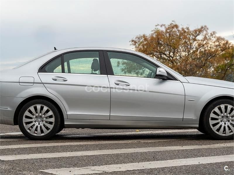 Gris / plata Usado 2008 Mercedes C350 Elegance Berlina | 19.900 € (Caro) - Imagen 1/4