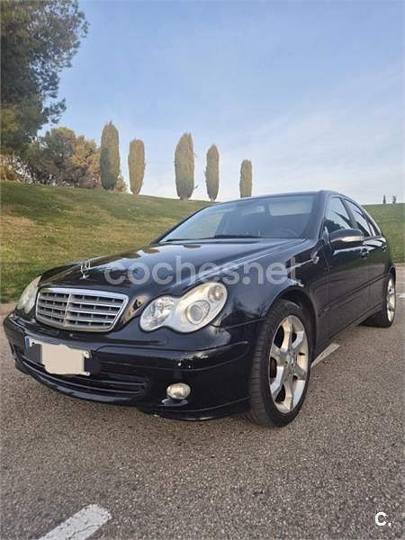 Usado Mercedes C200 Sport Edition 122 CV (89 kW) 2005 Azul Berlina