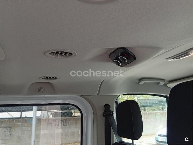 Usado Ford Transit Custom Nugget 130 CV (95 kW) 2022 Blanco Familiar