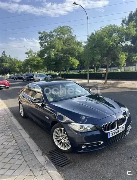 Usado BMW 520 Luxury Line 184 CV (135 kW) 2014 Azul Berlina