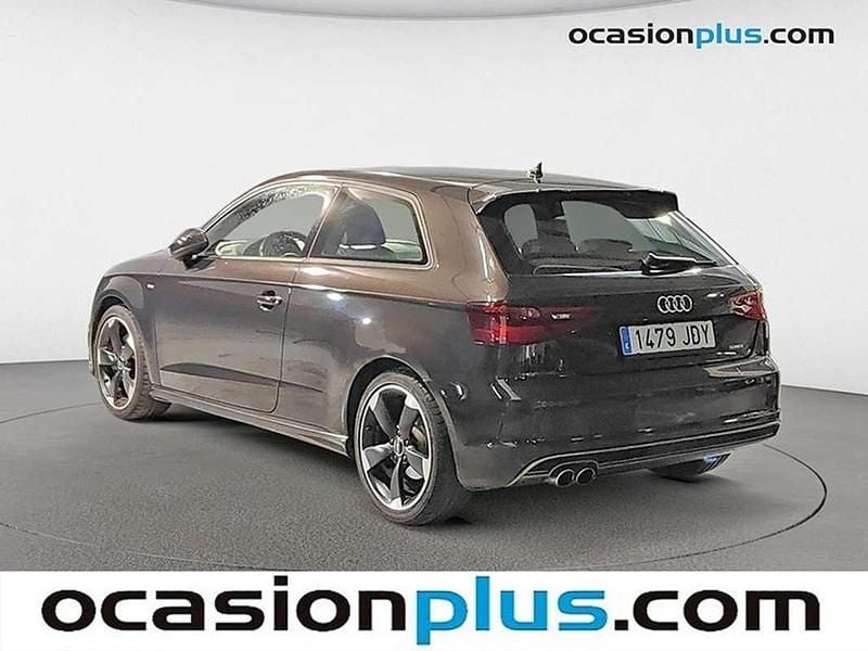 Usado Audi A3 S-Line 184 CV (135 kW) 2015 Marrón Utilitario