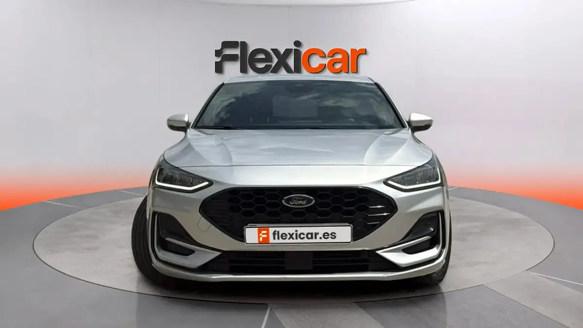 Usado Ford Focus ST-Line 125 CV (91 kW) 2023 Gris Berlina