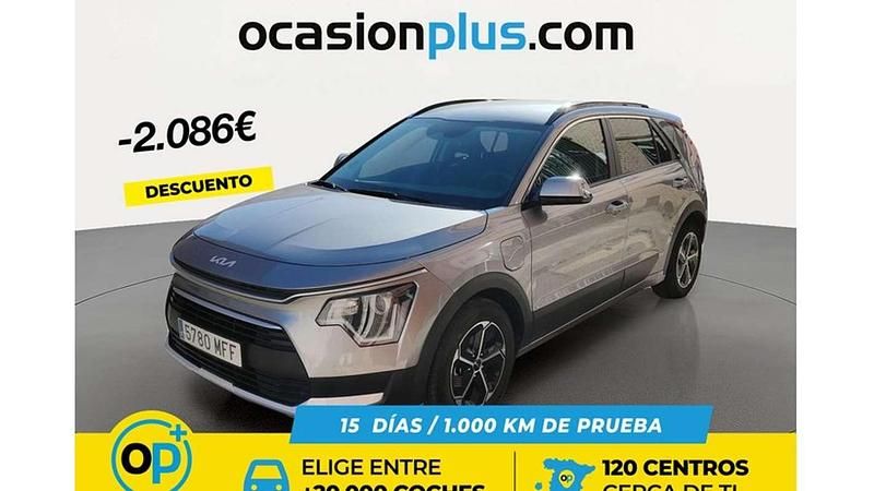 Usado Kia Niro 184 CV (135 kW) 2023 Gris SUV