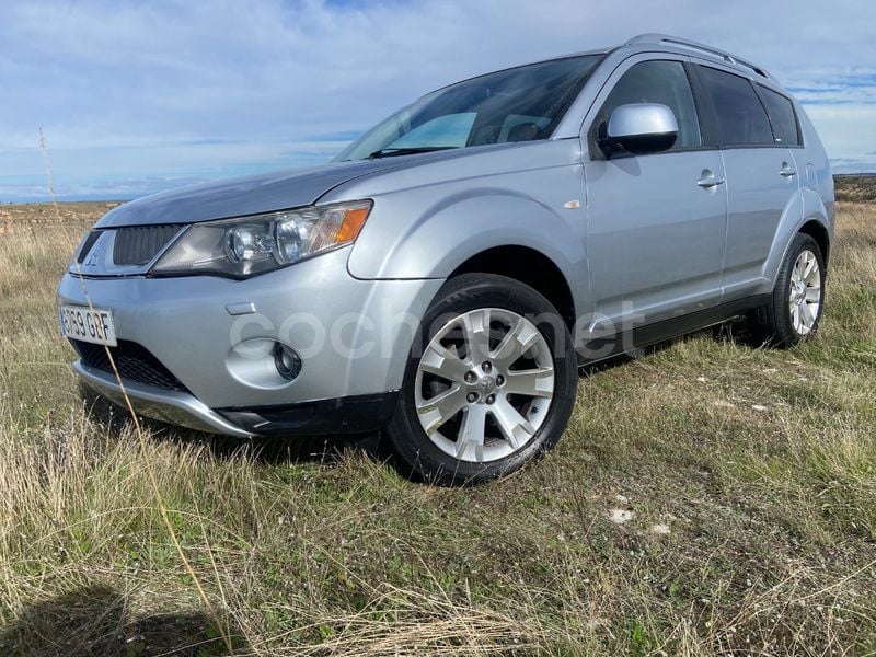 Gris / plata Usado 2008 Mitsubishi Outlander Plus SUV | 7000 € (Precio justo) - Imagen 1/1