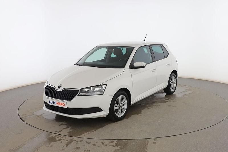 Blanco Usado 2020 Skoda Fabia Ambition Utilitario | 12.999 € (Precio justo) - Imagen 1/3