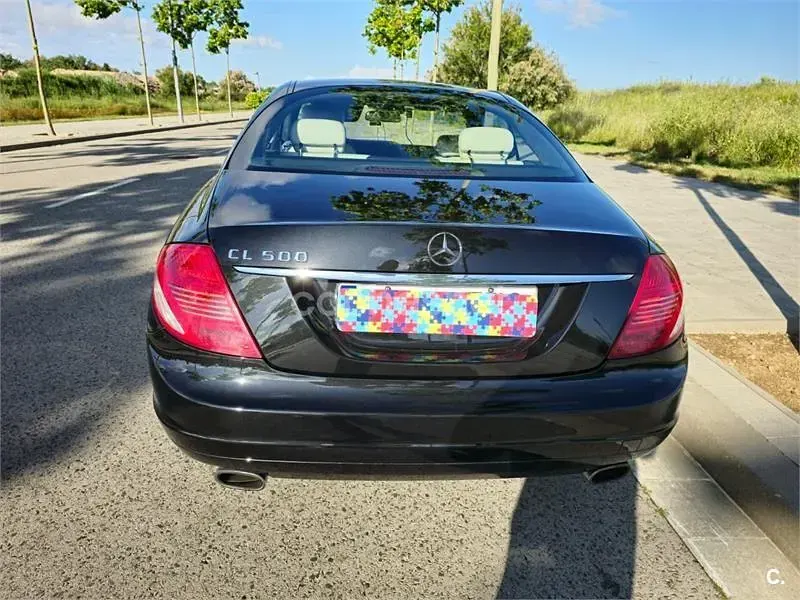 Usado Mercedes CL500 388 CV (285 kW) 2008 Negro Coupe