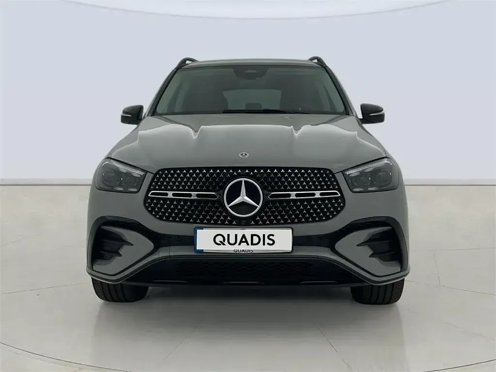 Nuevo Mercedes GLE350 de 333 CV (244 kW) 2026 Manufaktur gris alpino SUV