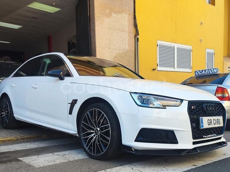 Usado Audi A4 S-Line 150 CV (110 kW) 2018 Blanco Familiar