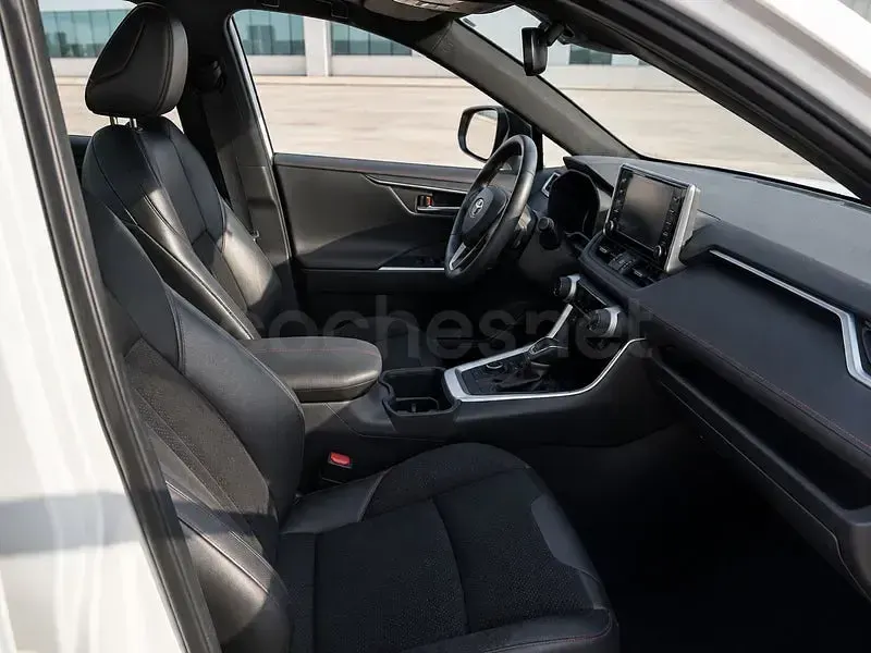 Usado Toyota RAV4 Hybrid Advance 306 CV (225 kW) 2022 Blanco SUV