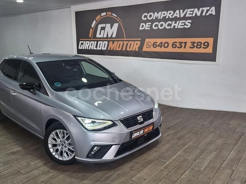 Usado Seat Ibiza FR 116 CV (85 kW) 2024 Gris / plata Berlina