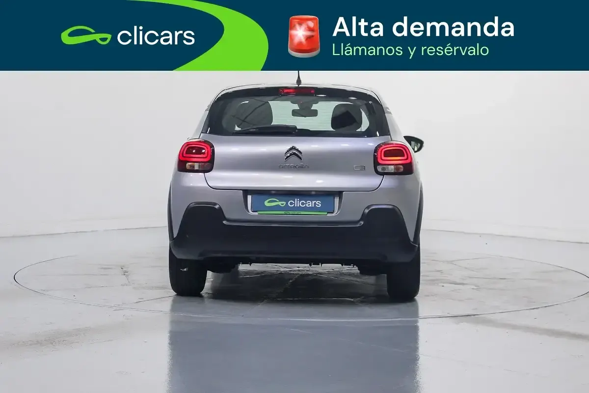 Usado Citroën C3 Feel 83 CV (61 kW) 2021 Gris Utilitario