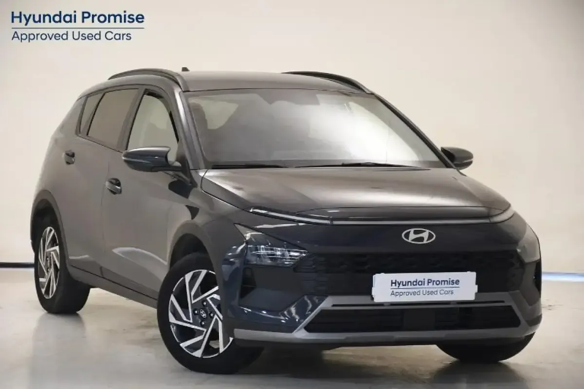 Nuevo Hyundai Bayon Blackline 90 CV (66 kW) 2026 Gris/plata SUV