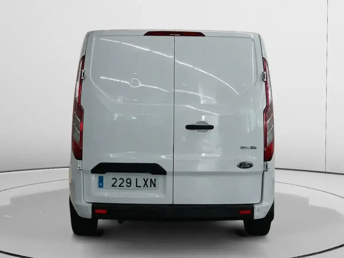 Usado Ford Transit Custom Trend 130 CV (95 kW) 2022 Blanco Van